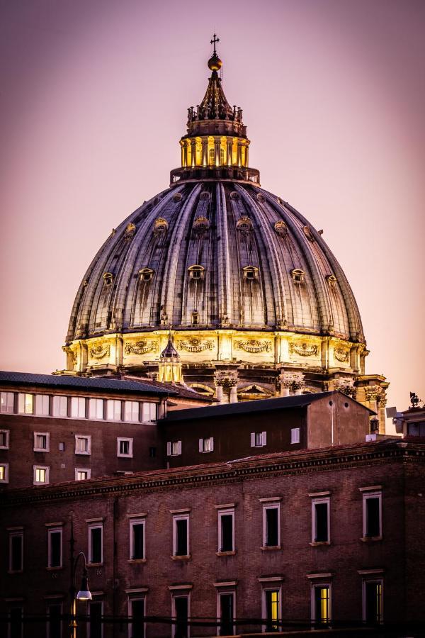 Growel Exclusive Suites San Pietro Рим Экстерьер фото